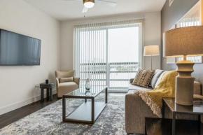 Landing at Axis Waterfront - 2 Bedrooms in Downtown Benbrook
